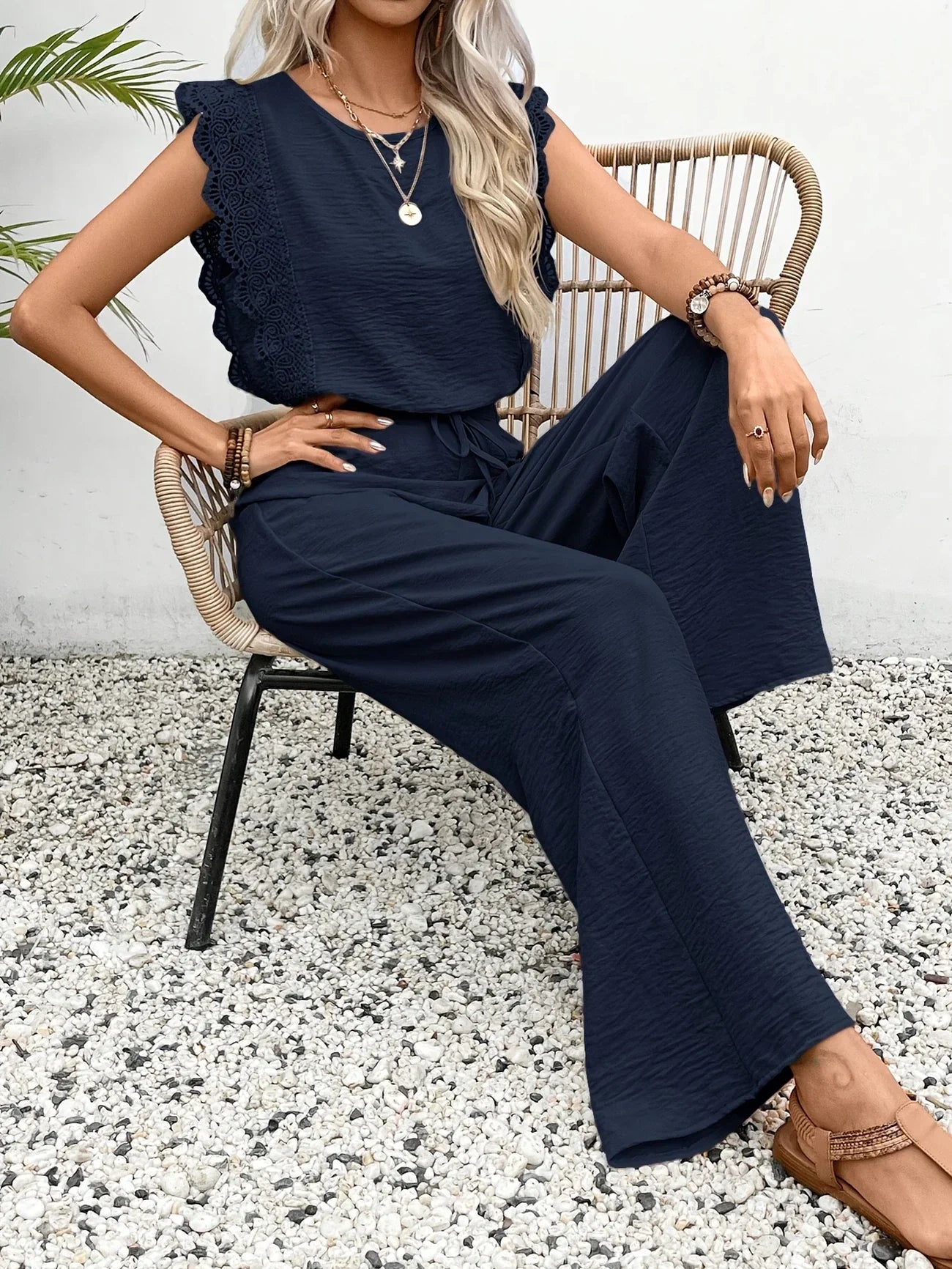 Joline™ | Elegant Spetsblus och Vida Byxor