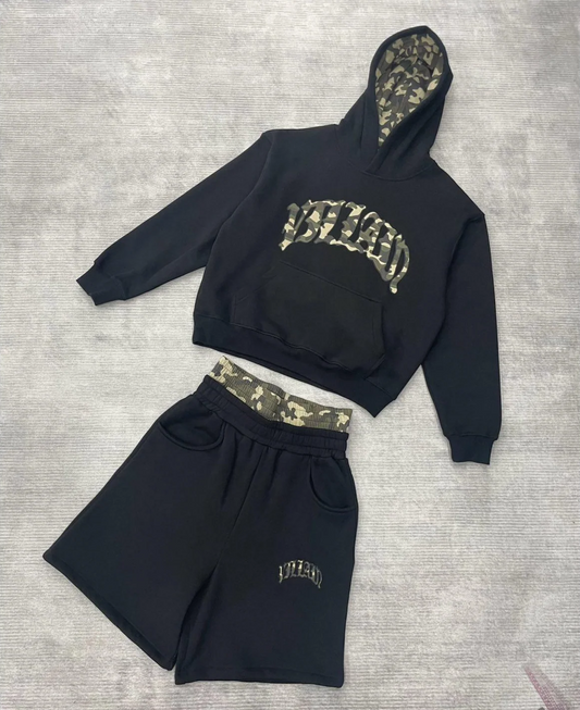 Camo-träningsset (Hoodie + Shorts)
