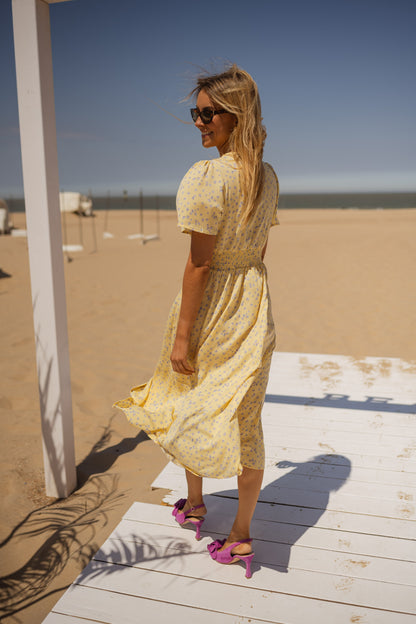 VICTORIA™ | Den Blommiga Sommarmidiklänningen