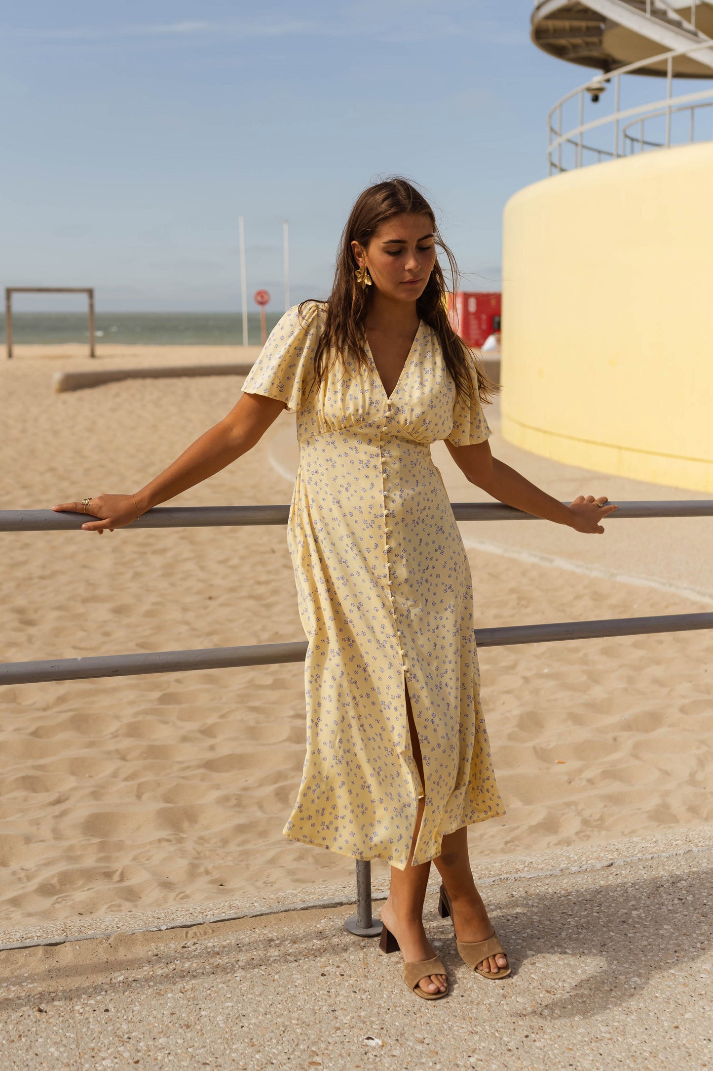 VICTORIA™ | Den Blommiga Sommarmidiklänningen