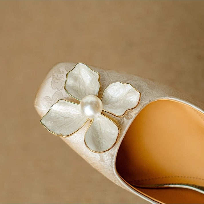 Tilda™ | Tidlösa eleganta Mary Janes