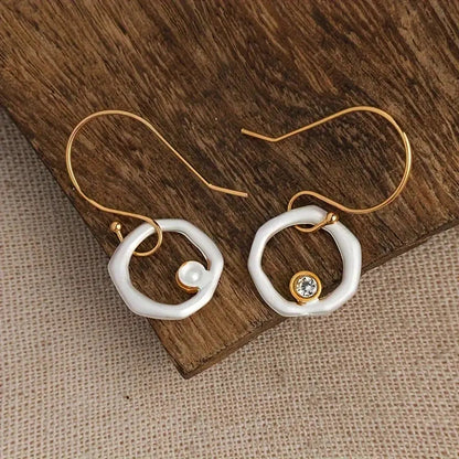 Petra™ | Vintageörhängen i Guld och Silver med Zirkonia