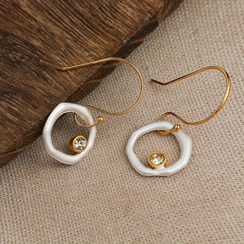 Petra™ | Vintageörhängen i Guld och Silver med Zirkonia